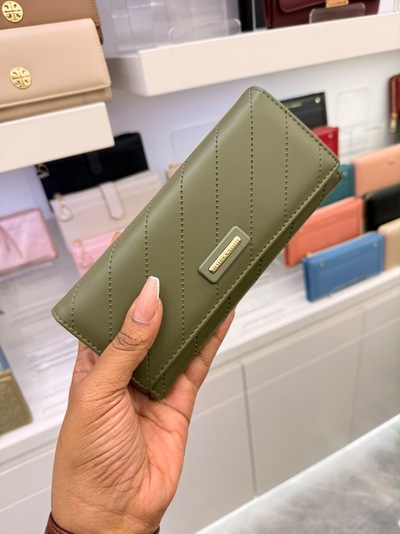 FEMALE WALLET 4