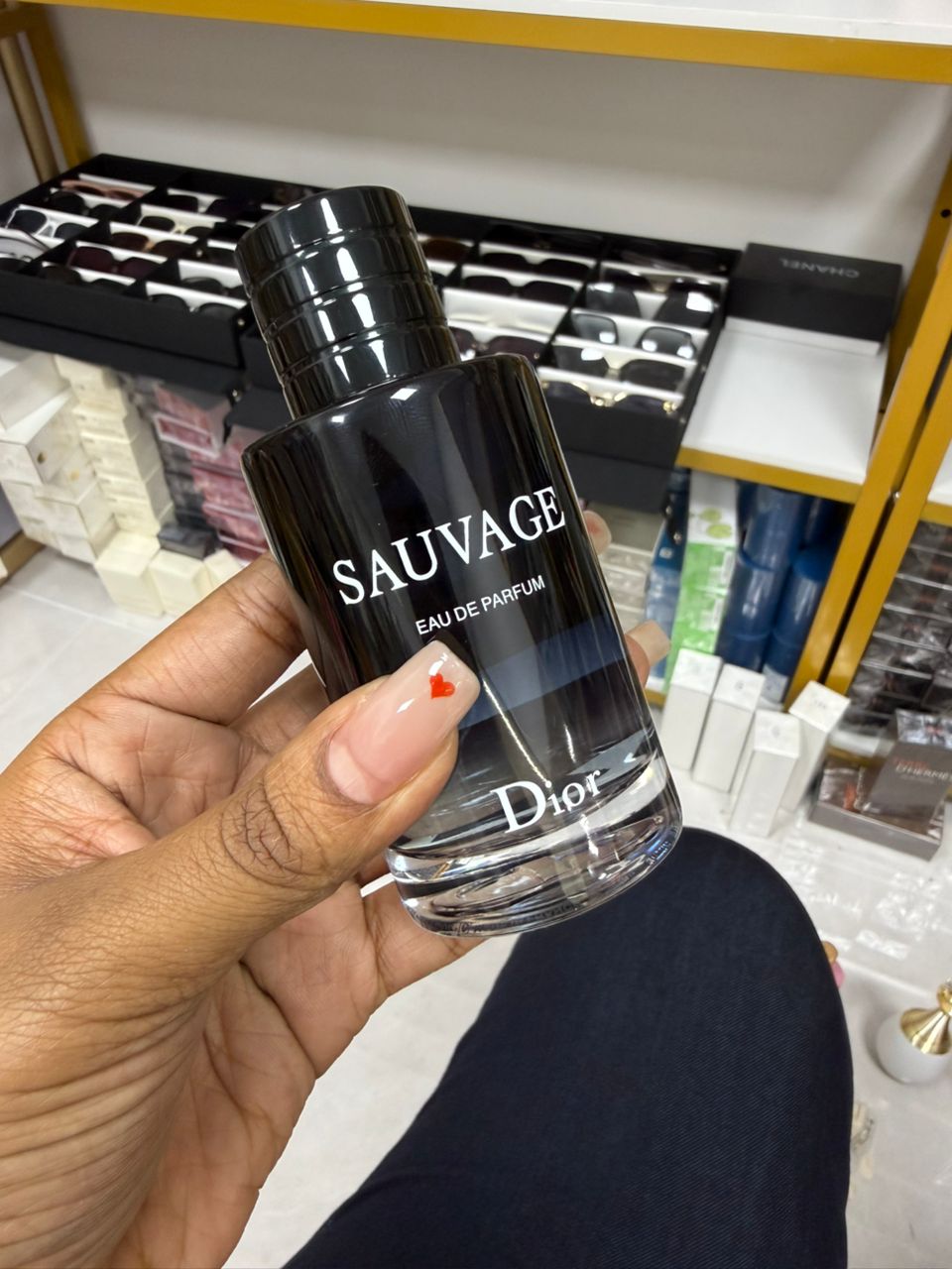 SAUVAGE  MEN PERFUME