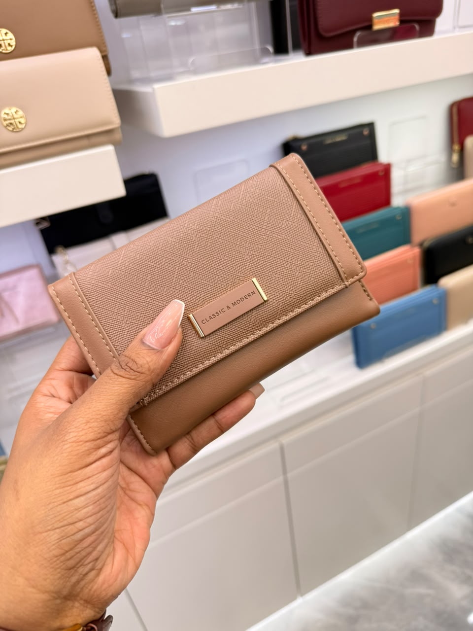  FEMALE WALLET 1 2