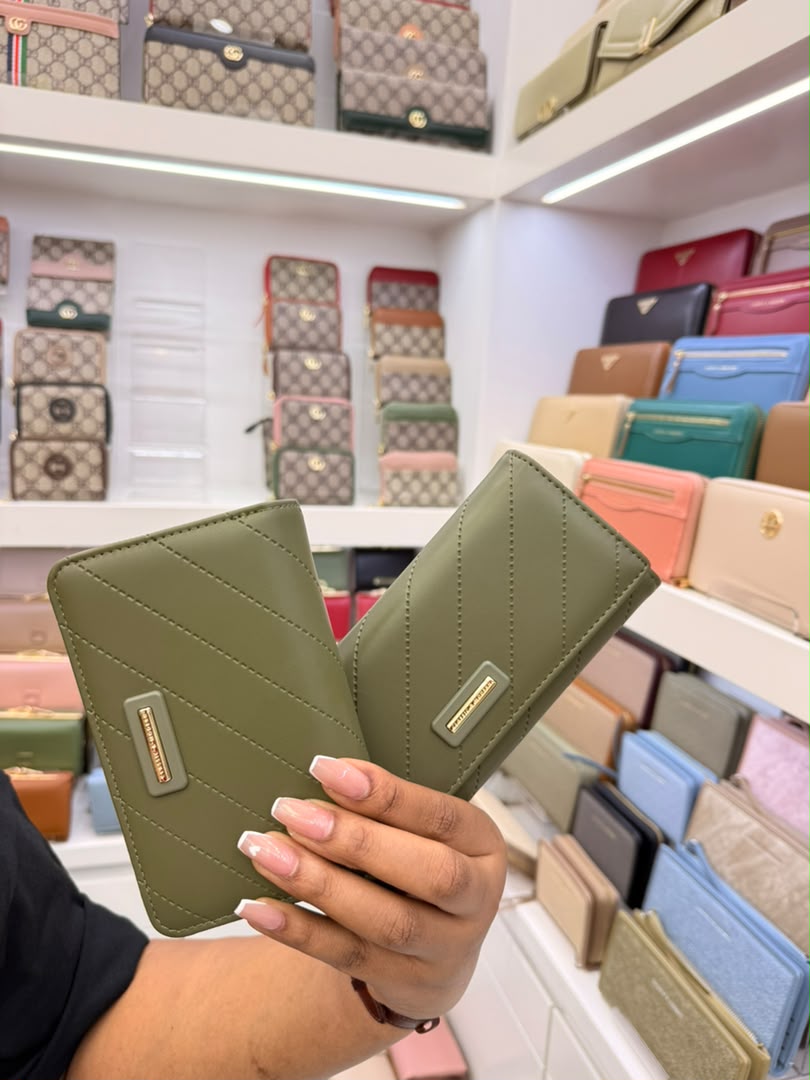 FEMALE WALLET 5