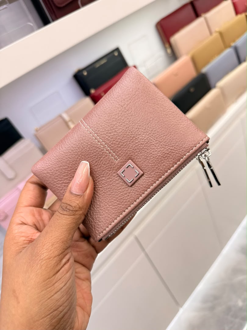 FEMALE WALLET 8 4